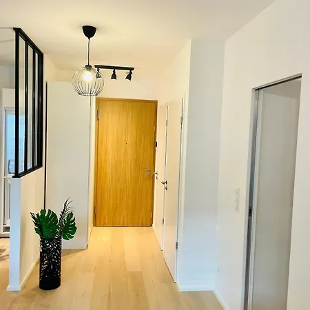 Apartment Comfortable 1 Bedroom W Terrace & Parking-chiny1 Luxembourg